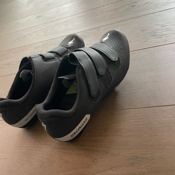 Women’s Bike/Cycling Shoes - Black/Silver - Picture 4 of 6